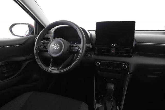 Toyota Yaris image 2