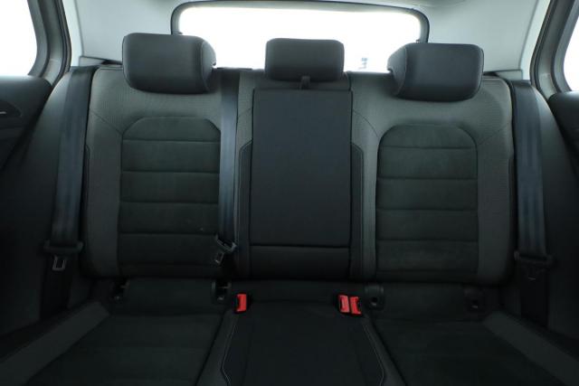 Volkswagen Golf image 1