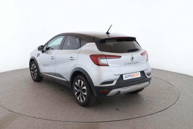 Renault Captur image 2