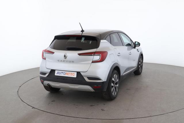 Renault Captur image 8