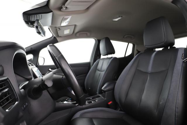 Nissan Leaf image 7