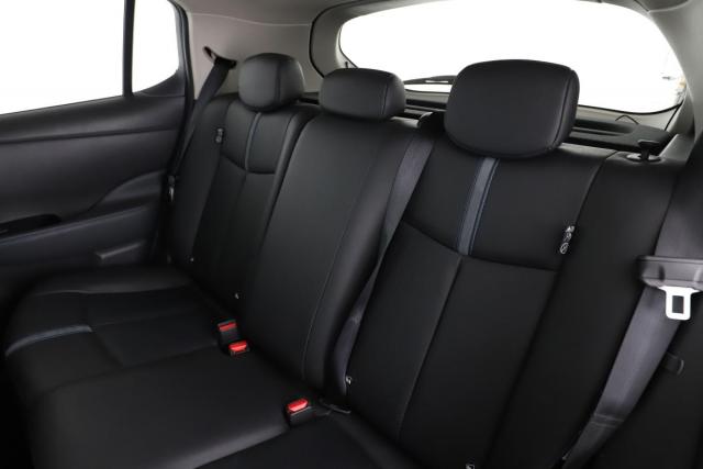Nissan Leaf image 6