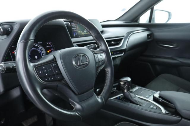 Lexus Ux image 8