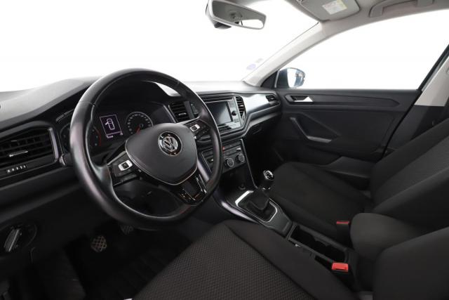 Volkswagen T-Roc image 8