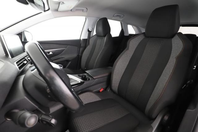 Peugeot 3008 image 1