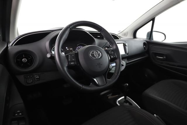 Toyota Yaris image 6