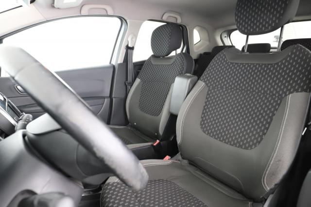 Renault Captur image 8
