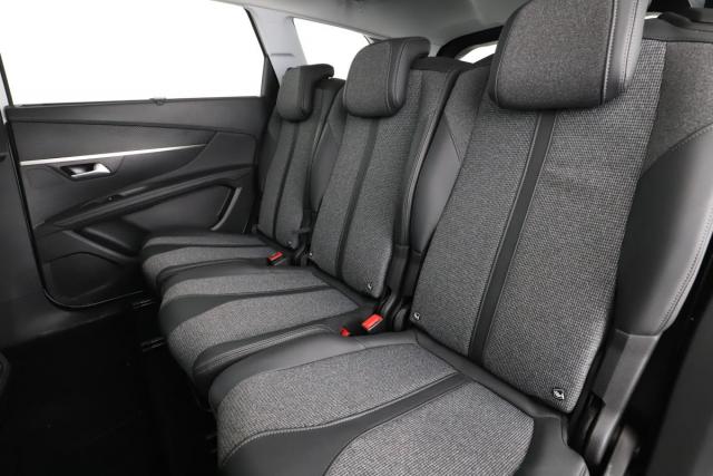 Peugeot 5008 image 3