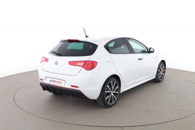 Alfa Romeo Giulietta image 3