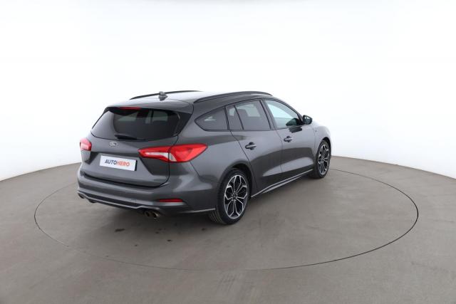 Ford Focus image 3