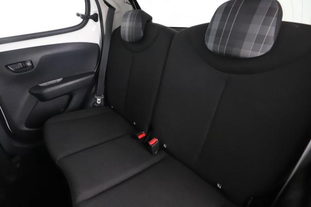 Peugeot 108 image 2