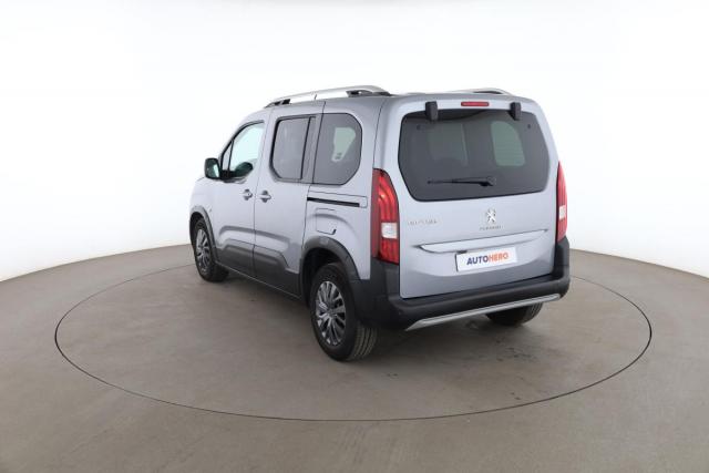 Peugeot Rifter image 9