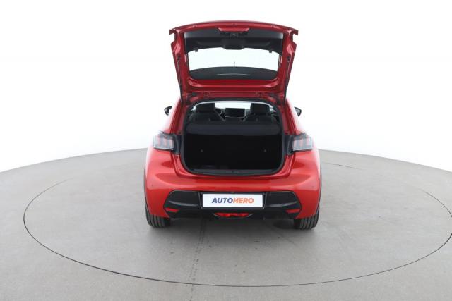 Peugeot 208 image 7