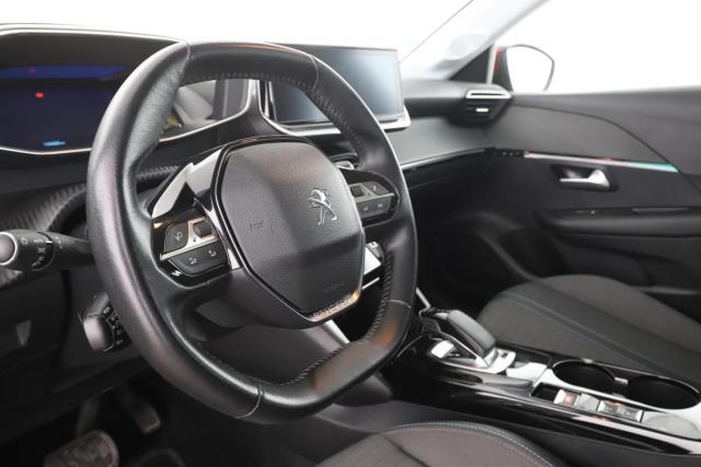 Peugeot 208 image 3