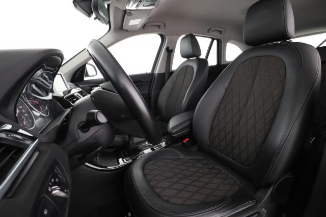 Bmw X1 image 9