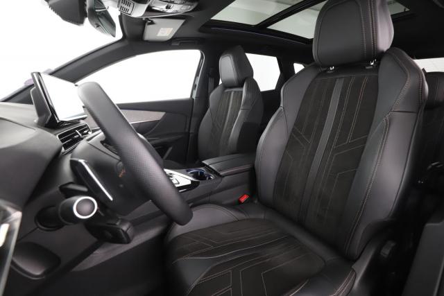 Peugeot 3008 image 3