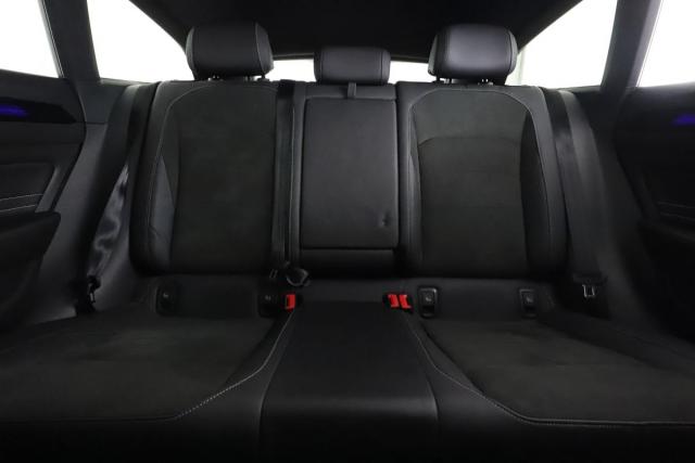 Volkswagen Arteon image 6