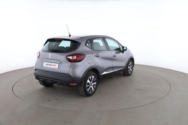 Renault Captur image 9