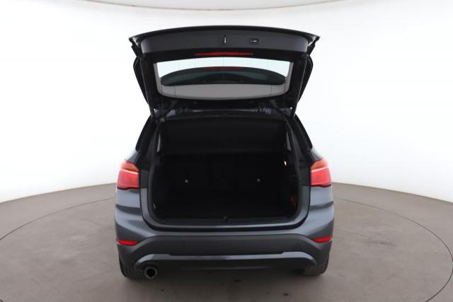 Bmw X1 image 2