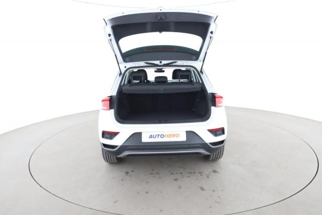 Volkswagen T-Roc image 2