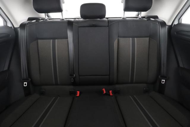 Volkswagen T-Roc image 8
