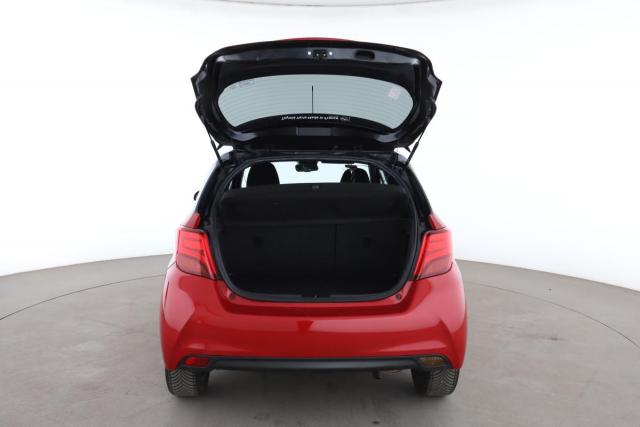 Toyota Yaris image 2