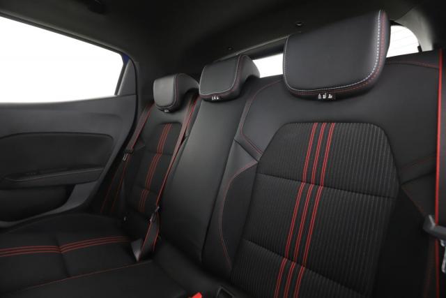 Renault Clio image 6