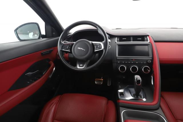 Jaguar E-Pace image 9