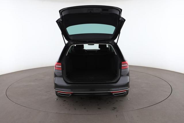 Volkswagen Passat Sw image 7