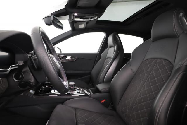 Audi A4 image 9
