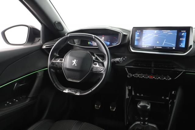 Peugeot 2008 image 9