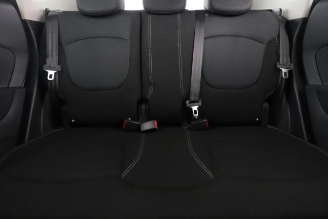 Renault Captur image 1