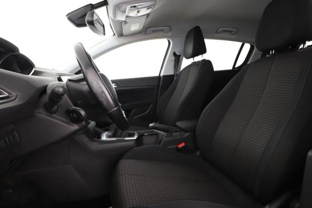 Peugeot 308 image 6