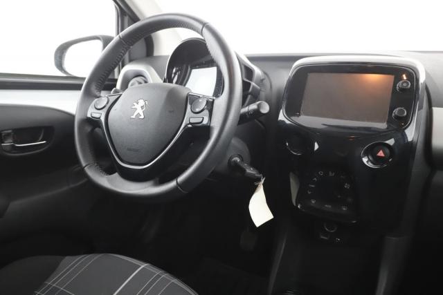 Peugeot 108 image 2