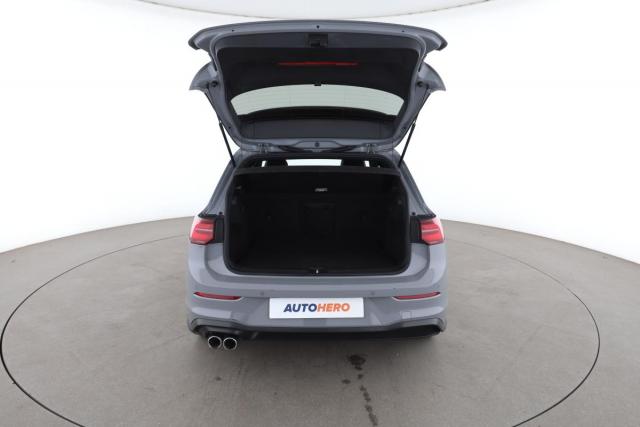Volkswagen Golf image 9