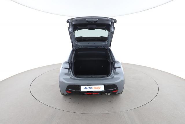 Peugeot 208 image 6