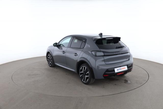 Peugeot 208 image 1