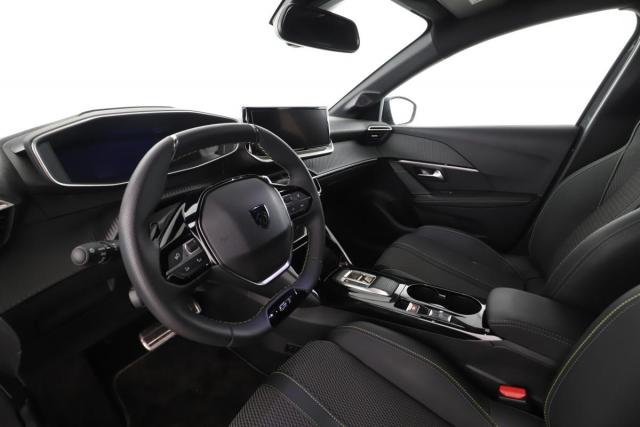 Peugeot 208 image 4