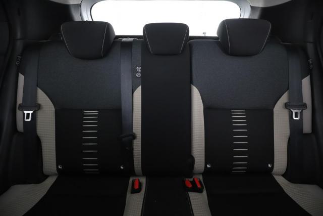 Nissan Micra image 5