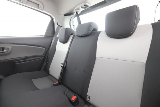 Toyota Yaris image 8