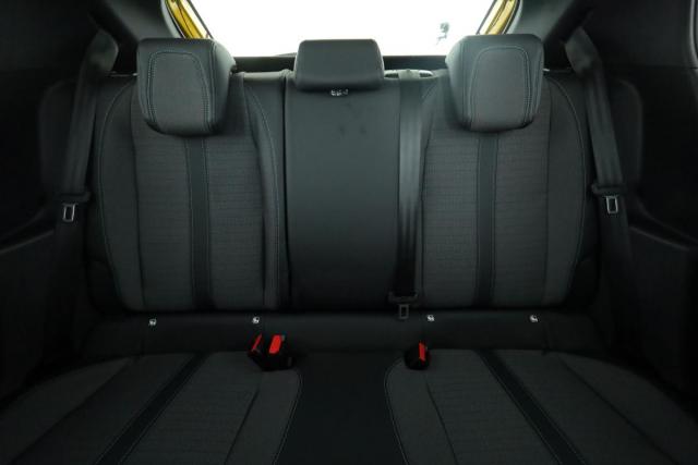 Peugeot 208 image 7