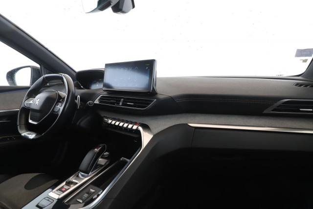 Peugeot 3008 image 3