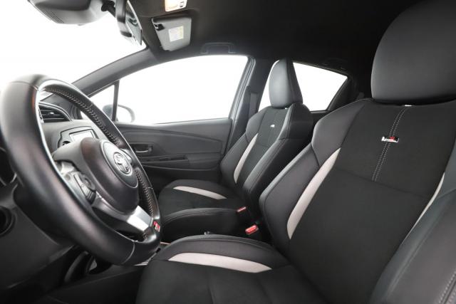 Toyota Yaris image 8