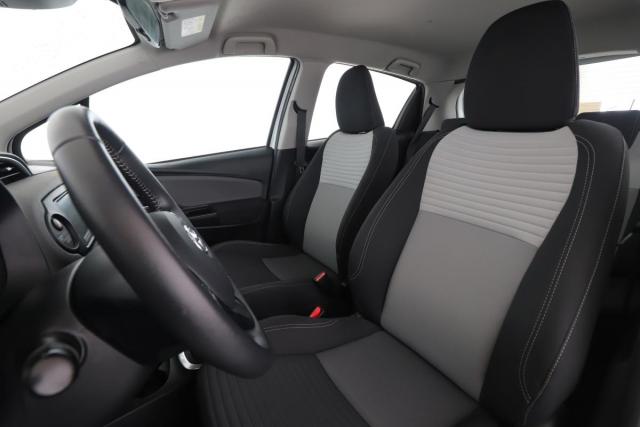 Toyota Yaris image 3