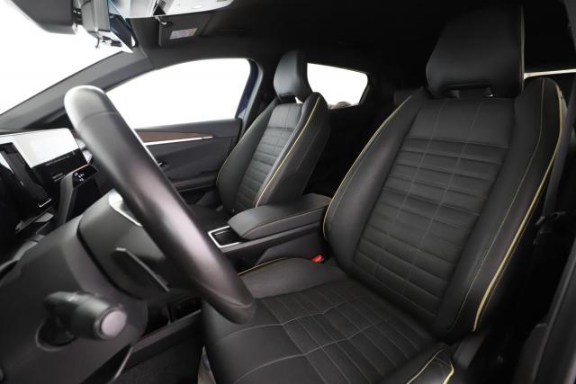 Renault Mégane E-Tech image 9
