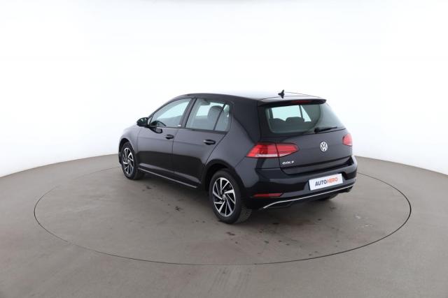 Volkswagen Golf image 7