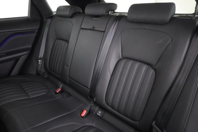 Jaguar F-Pace image 7