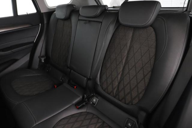 Bmw X1 image 1