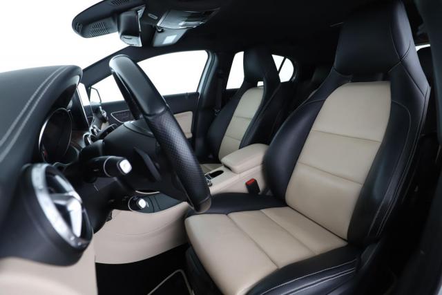 Mercedes Benz Gla image 5