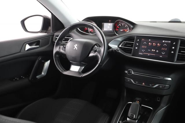 Peugeot 308 image 8